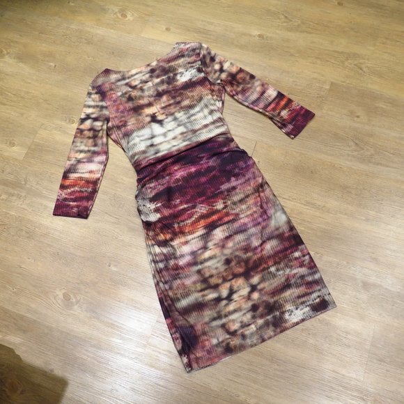 Stretchy Bodycon Printed Dress - Picture 7 of 8